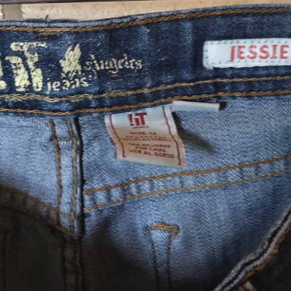 Bluejeans - Picture 2 of 3